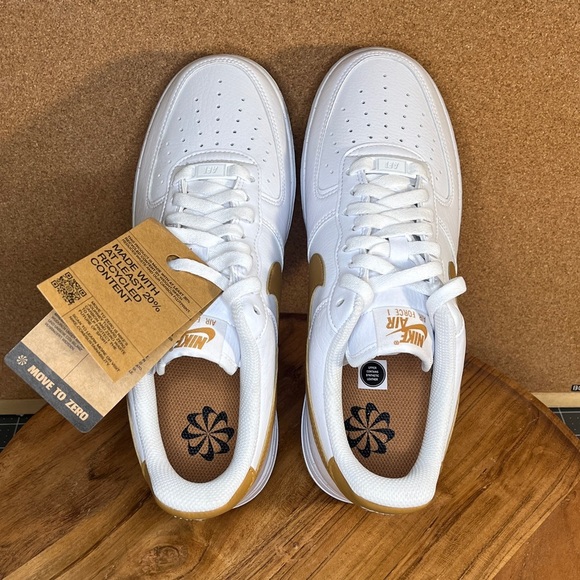 Nike
Air Force 1
Next nature - Picture 2 of 7